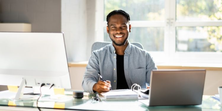 Why Businesses Of All Sizes Benefit From Professional Accounting Services