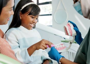 The Benefits Of Family Dentistry For Maintaining Healthy Smiles