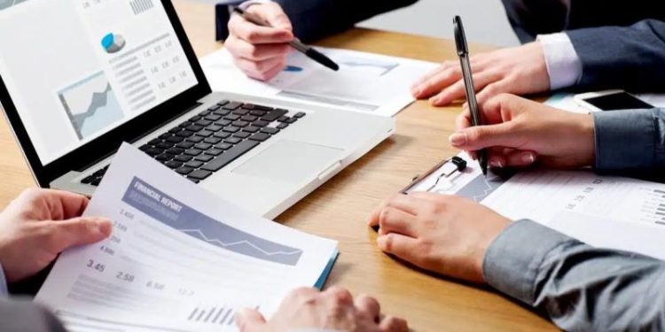 Why Partnering With An Accounting Firm Can Improve Business Efficiency