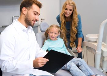 How Family Dentists Track And Manage Dental History Over Time