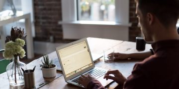 Direct Publisher Syndication: A Smart Way to Extend Beauty and Fashion Stories